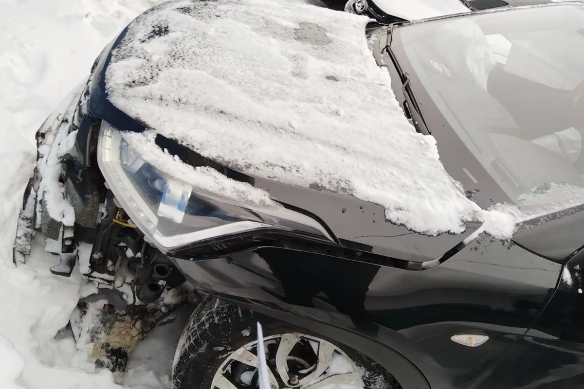 Hyundai Creta с повреждённой передней левой частью до ремонта